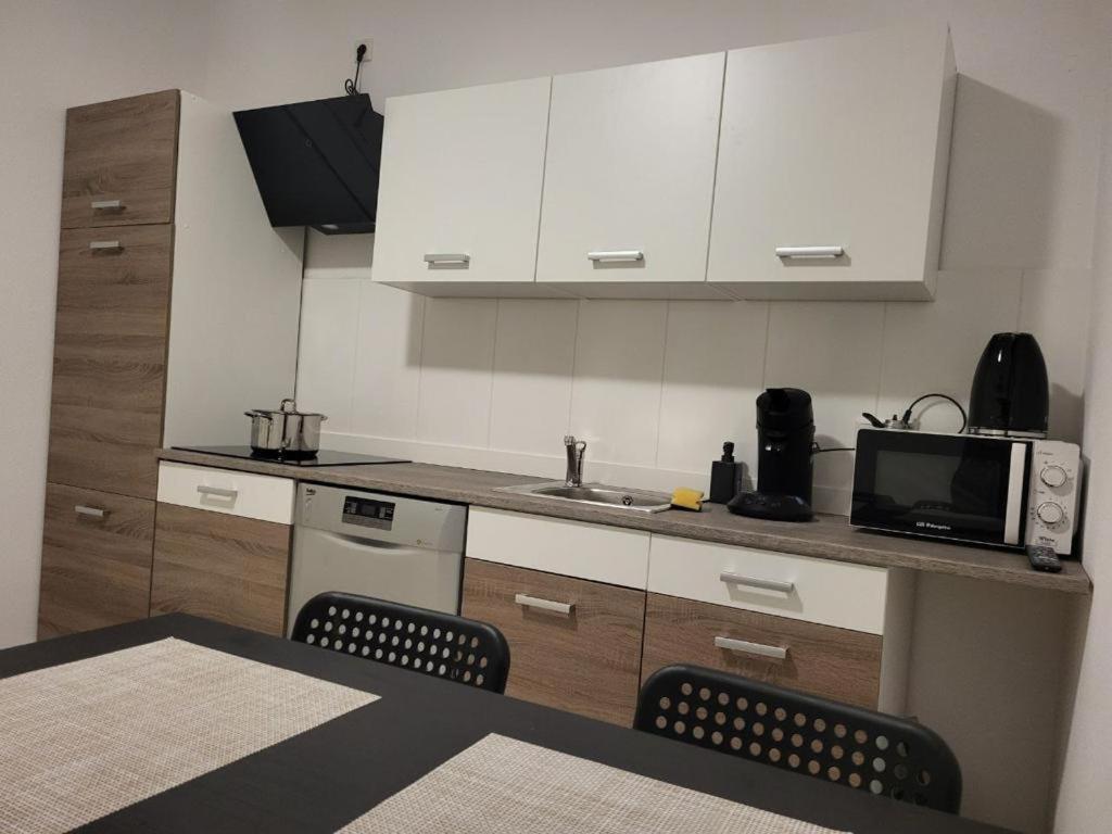 Monteurzimmer Mit Zwei Einzelnen Betten In Einer 3Zi Wohnung Mit Kuche Und Bad Osnabrueck Exterior photo